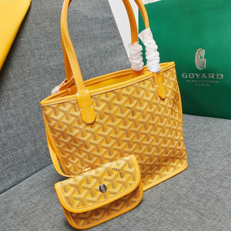 Goyard Shopping Bags